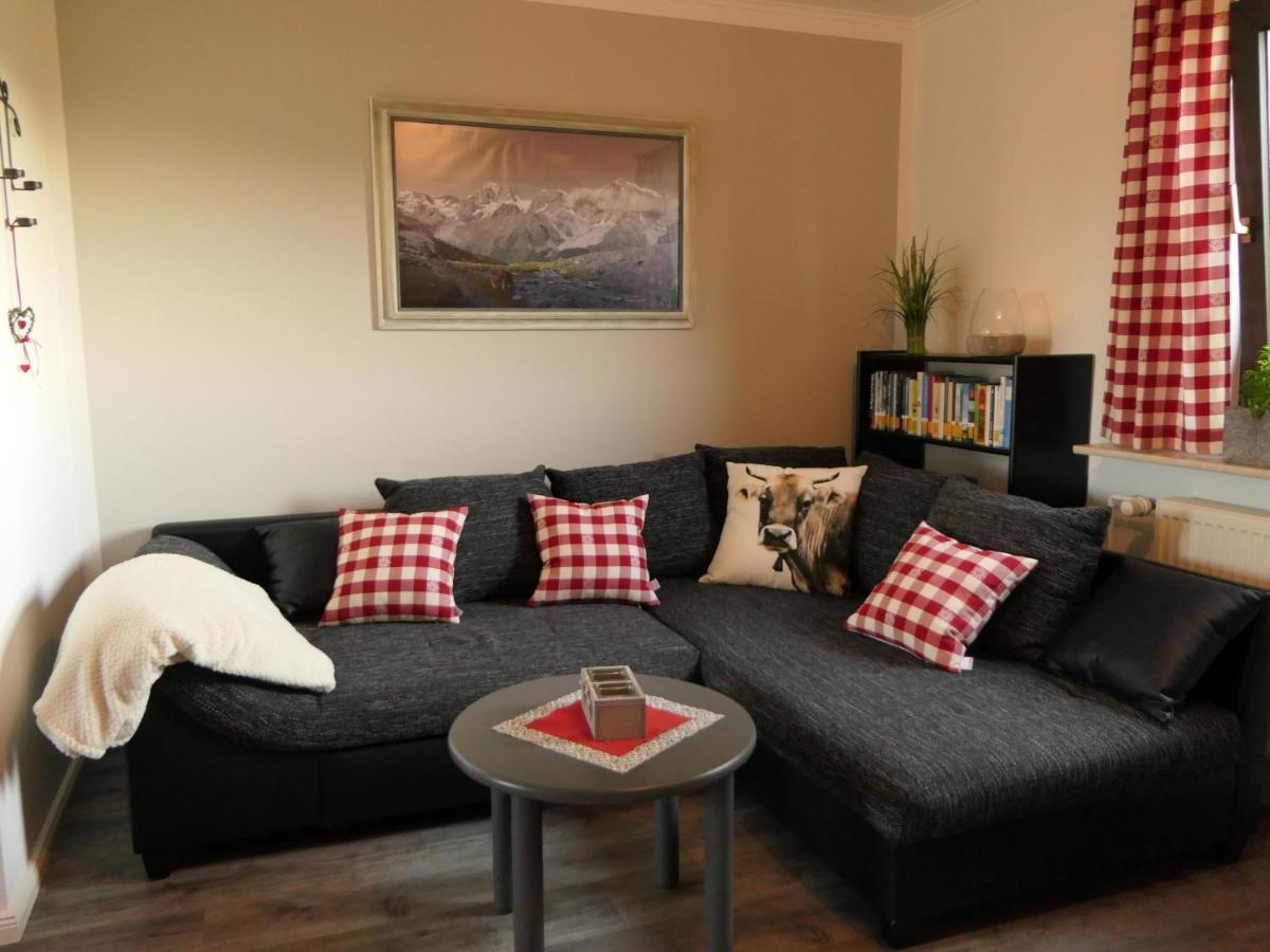 Ferienwohnung Sunnenviul レンネシュタット エクステリア 写真